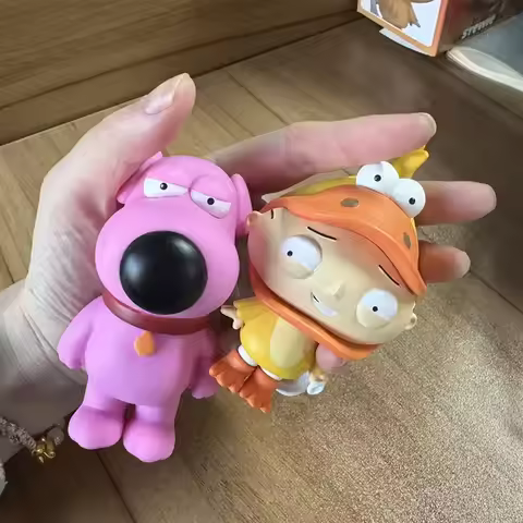 10cm Cartoon Family Guy Puking Brian Stewie Duck Suit Pvc Action Figures Desktop Decoration Model Co