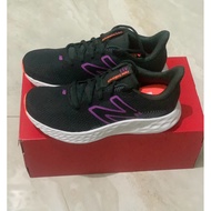 Women's Running Shoes New Balance 411v3 - Black size 37.5