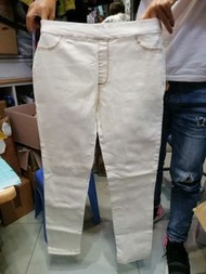 日本限定橡筋褲頭 米白色牛仔褲顯瘦修身 🕺夏日必買☀️只有一條大碼27至30吋褲頭