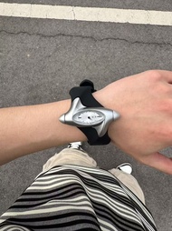 【全新行貨】歐克利魚雷手錶oakley中古手錶千禧年y2k