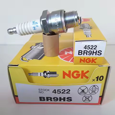 1PC spark plug BR9HS 4522 for marine boat Kawasaki h1 h2 s1 s2 s f11 a7 f7 kh250 kh500