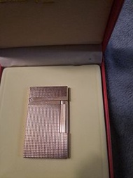 S.T. Dupont 金色打火機