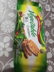 Nissin vegetable crackers 160 gr