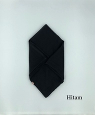 Hijab segi empat paris jadul//kerudung segi empat polos//jilbab paris import ukuran 110x110cm