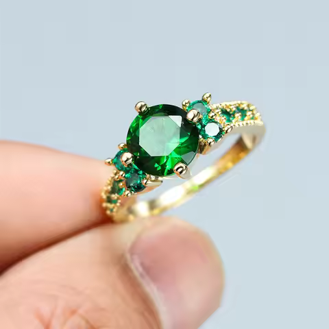 Classic Round Green Crystal Rings For Women Vintage Gold Color May Birthstone Wedding Band Engagemen