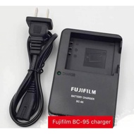 Fujiflm BC-95 BC95 Charger Fujifilm NP-95 NP95 FNP95