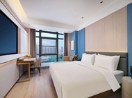 Taoyuan Ji Hotel (Nanjing Zhushanlu Subway Station Longwan Tianjie Branch)