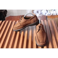 Cool formal shoes made of quality material "Bally sorini" with sturdy leather upper outsole. size US