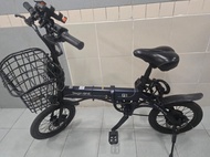 摺疊電動單車