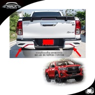 ครอบกันชนท้าย ทรง TRD Sportivo โตโยต้า ไฮลัค รีโว้ ล็อคโค สี ขาว Hilux Revo Rocco Toyota 2  4 ประตู 