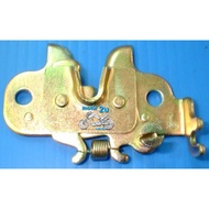 LC135 Y15 Y15ZR Y YSUKU Seat Lock Bracket Seat Catch Breket Kusyen