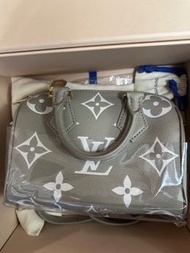 Lv speedy 20 大象灰