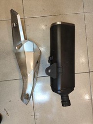 忍400,Z400 Kawasaki 二手原廠排氣管，驗車用，如照片，板橋仁化街54號自取，4500元