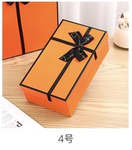 【Ready Stock】Gift box orange color 20cm x 14cm x 8cm