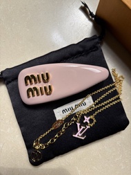 Pink Miu Miu Hair Clip 粉色髮夾 LV頸鏈 LV necklace