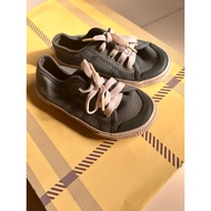 Preloved Faded Glory Caden size 7