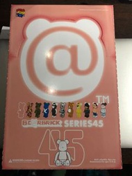 原盒 Bearbrick series 45 盲盒