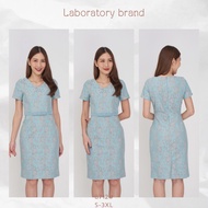 *Laboratory* 8712-1 V-Neck Lace Dress With Glue Work Clothes
