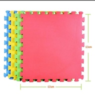4-Piece Puzzle Mat Set - 60x60cm, assorted design