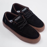 INSTINCT SHOES "VOID BLACK GUM"
