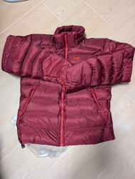 全新 Arc'teryx Cerium SV Down Jacket  男裝 S 碼
