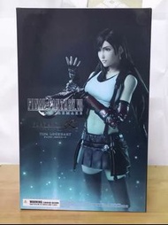 Play Arts Final Fantasy VII Tifa 蒂法