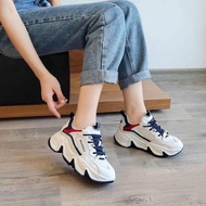 Women's sneakers with 7cm raised sole to flatter your figure, made in Guangzhou, super comfortable
