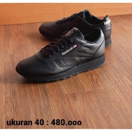 HITAM Reebok classic leather original Shoes full black black polos