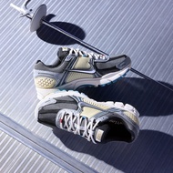 Vomero 5 Black Metallic Silver Phantom