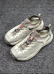 HOKA ONE ONE HOPARA 2