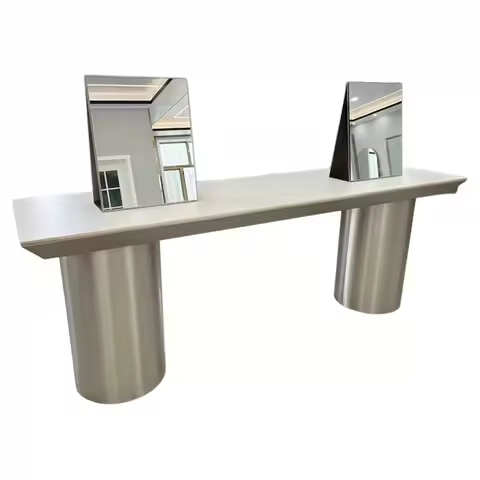 High-end hair salon, dedicated hair salon mirror