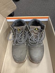 38 鋼頭綱底安全鞋 safety shoes
