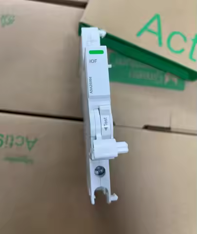 A9A26924 new model A9A26904 Auxiliary contact, Acti9 A9A, iOF, 1 C/O, 100mA to 6A, 24VAC to 415VAC,
