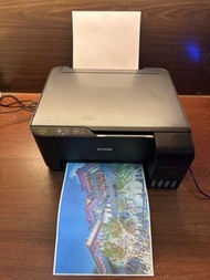 EPSON L3110 多功能印表機 二手EPSON L3110 多功能印表機 列印/影印（有列印瑕疵）請看敘述 只能郵寄