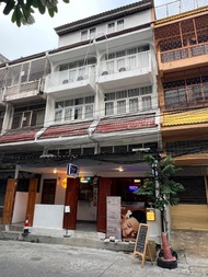 มูจิ รีแลกซ์ ลาสซอมมัวร์ (Moochi Relax L’Assommoir 301)