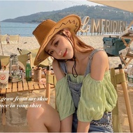 MERAH Cowboy hat and red scarf