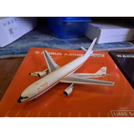 1/400 scale Airbus Industrie First Flight Airbus A300B4 aircraft model (Phoenix Model)
