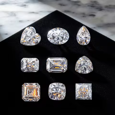 D Color Moissanite Stone Round / Oval / Pear / Radiant / Emerald / Heart / Princess / Cushion / Assc