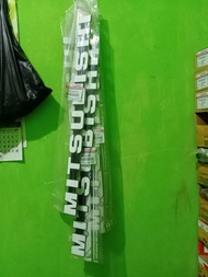EMBLEM MITSUBISHI UNTUK MITSUBISHI RAGASA ORSINIL KTB ASLI