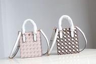 Tory burch PVC面料幾何格子花紋 豎版琴譜包單肩包 斜孭袋