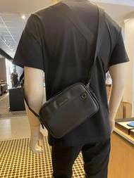 ⛔️截單日：2月15日18:00 售完止 ❤️‍🔥🇨🇦加拿大直送 COACH GRAHAM DOUBLE ZIP CROSSBODY雙拉鍊相機包