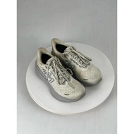 Second-Hand Shoes Karhu Mestari Run Model New Condition US 10 | EUR 42 27 Cm.