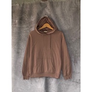 Uniqlo Global Uniqlo Hoodie (CODE 8039)