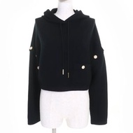 狀況極佳的 CHANEL P72799K10443 100% 羊絨短款針織連帽衫，飾有 Coco Mark 紐扣，黑色，尺寸 34，法國製造，正品，女款。