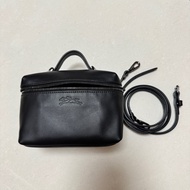 Longchamp斜背化妝包