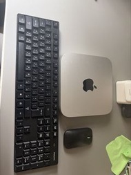 M1 Mac mini+ Philips keyboard + pout mouse