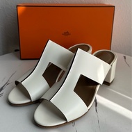 愛馬仕白色h粗跟拖鞋 氣質好看 還貼底