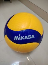 Mikasa V200W 排球