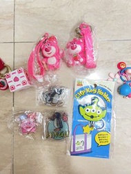 🉐 三眼仔 勞蘇 toy story piglet 豬仔 小豬 反斗奇兵 鎖匙扣 掛件 掛飾 吊飾 裝飾 pingu 企鵝 🐧 星之卡比 kirby aliens lotso 公仔 卡通 生日禮物 送