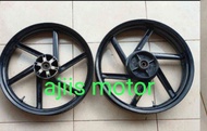 velg pelek racing DEPAN BELAKANG tapak lebar Scorpio ring 17